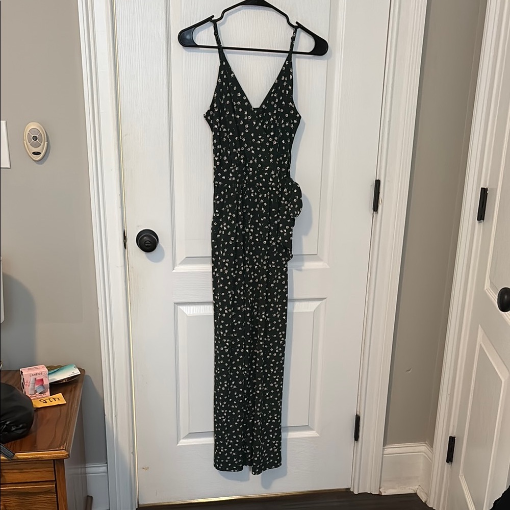 Kaileigh Green and White Sleeveless Jumpsuit